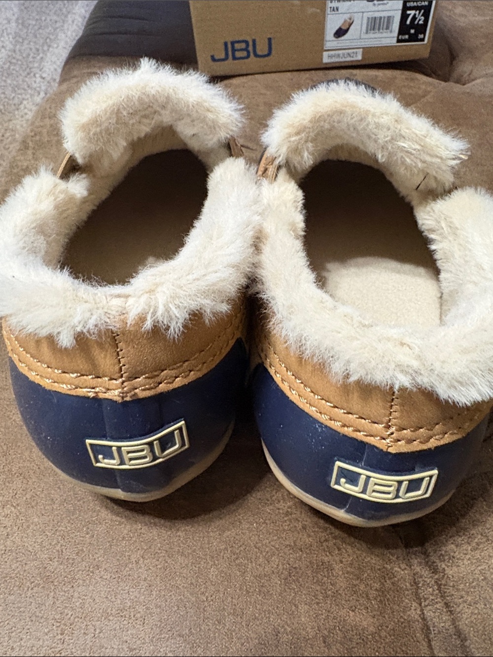 JBU Winona waterproof ankle slip ons,
7 1/2 medium - Picture 4 of 7